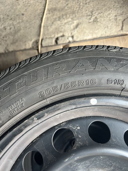 Продам шини з дисками
