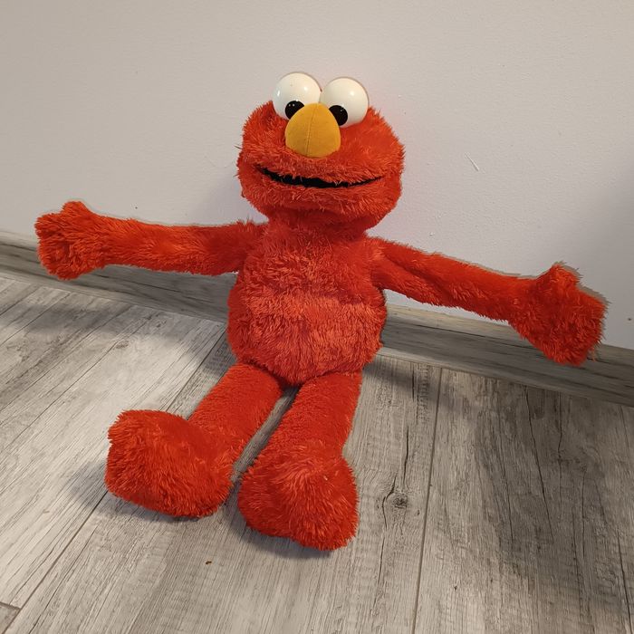 Maskotka interaktywna pluszak Elmo ulica sezamkowa