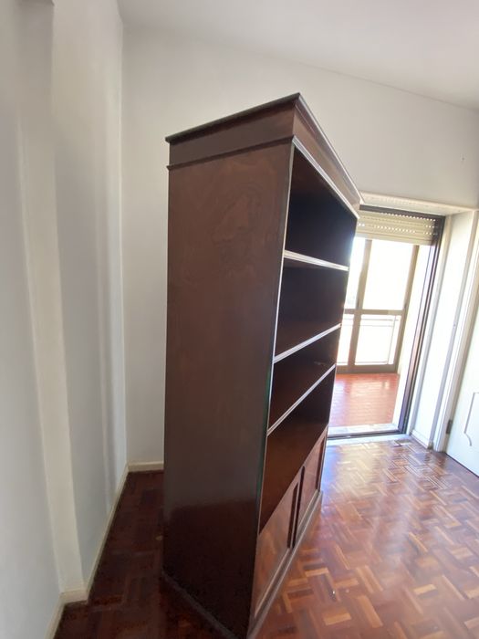 Dois Moveis Clássicos de boa qualidade