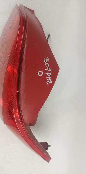 Tylna Tył Lampa Prawa PEUGEOT 307 HB Hatchback Lift 05-08