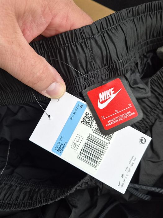 Шорти Nike Tech,  розмір М ,L. IF8259 010