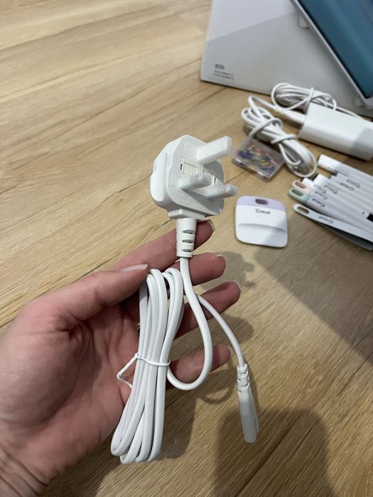 Cricut maker 3 + dodatki. Stab bardzo dobry