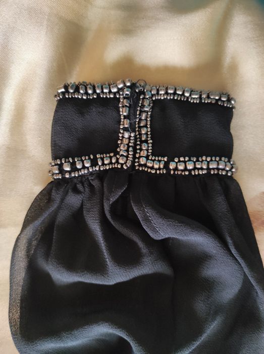 Плаття чорне вишите бісером