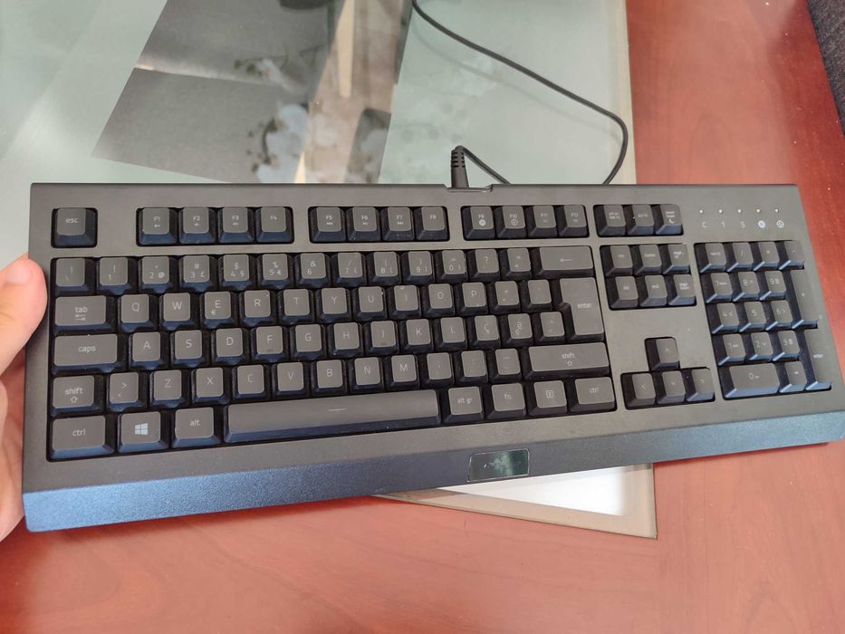 teclado razer cynosa lite