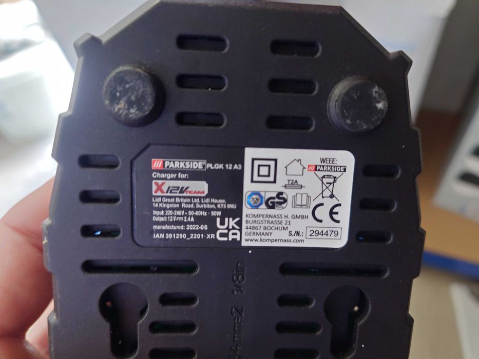 Parkside zestaw ładowarka + bateria X12V