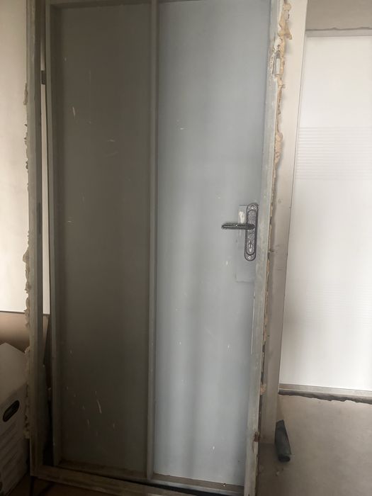 Металеві двері вхідні