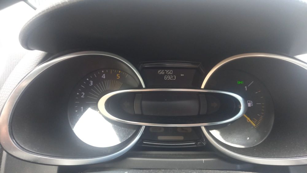 Renault Clio 4 econômico