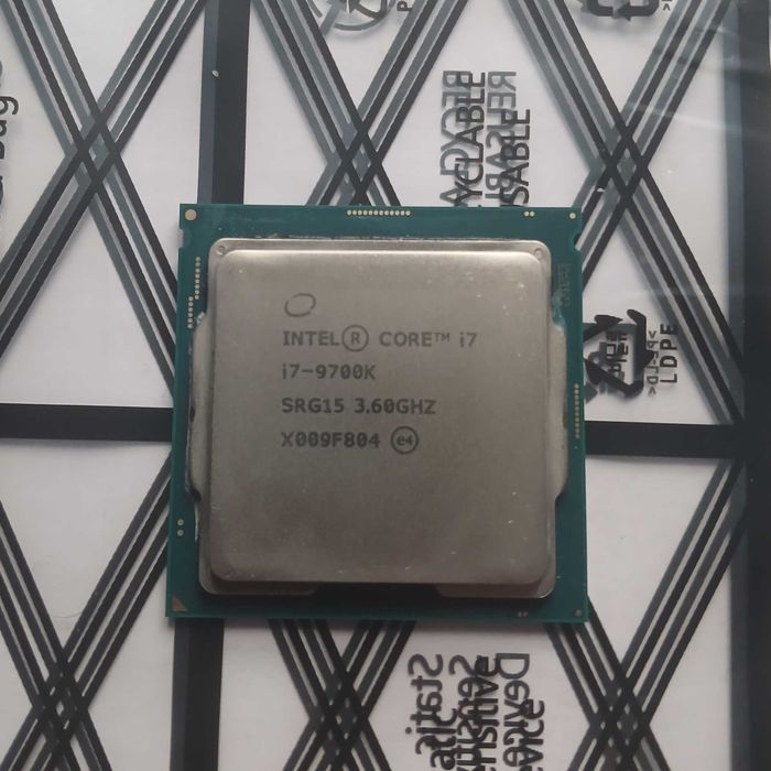 Процесор Intel Core i7-9700K (3.6-4.9GHz) | LGA1151v2