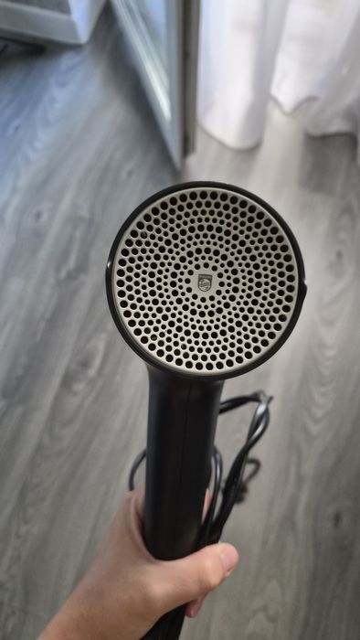 Фен Philips 3000 series потужністю 2100 Вт