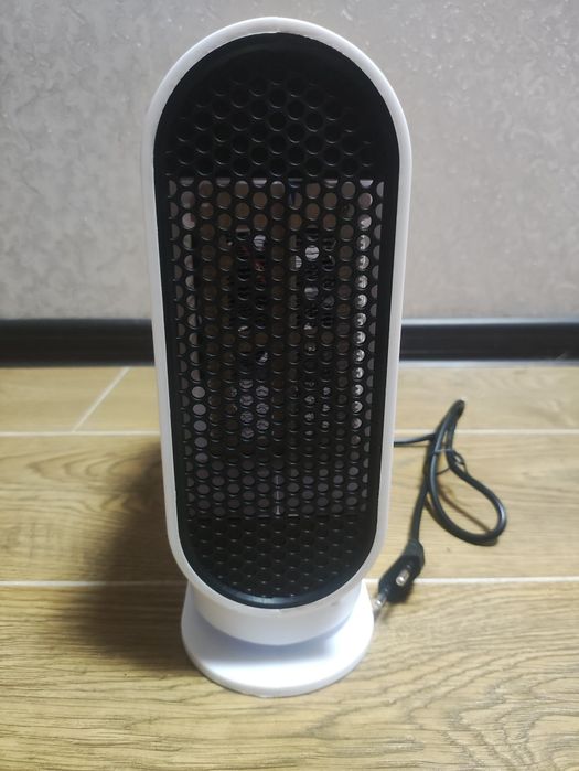 Обогреватель, обігрівач, настольный, дуйчик.