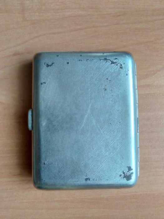 Вінтажна скринька для зберігання металева