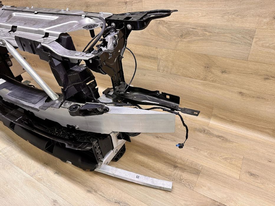 bmw g20/g21 320d x-drive pas przedni wzmocnienie org.