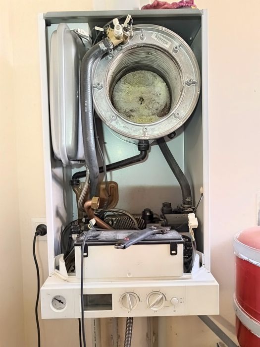 Ремонт газових котлів, колонок та електро бойлерів.