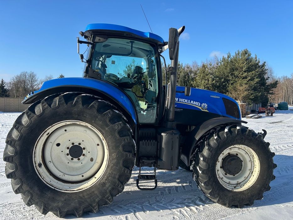 New Holland T7. 200