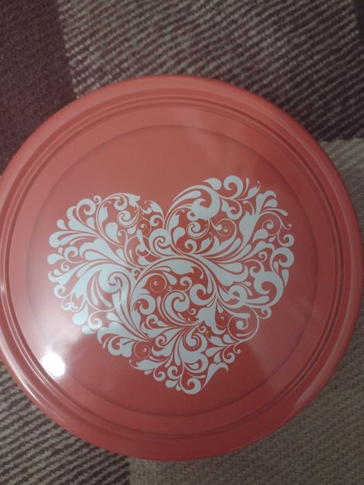 Металлические коробки