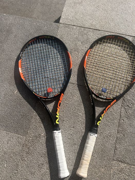 Par de raquetes Wilson burn