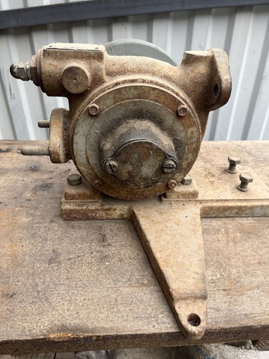 Насос - компресор для перекачування рідини