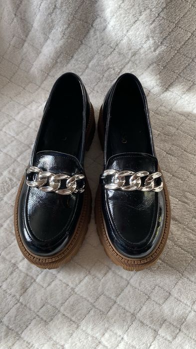 Лофери жіночі.