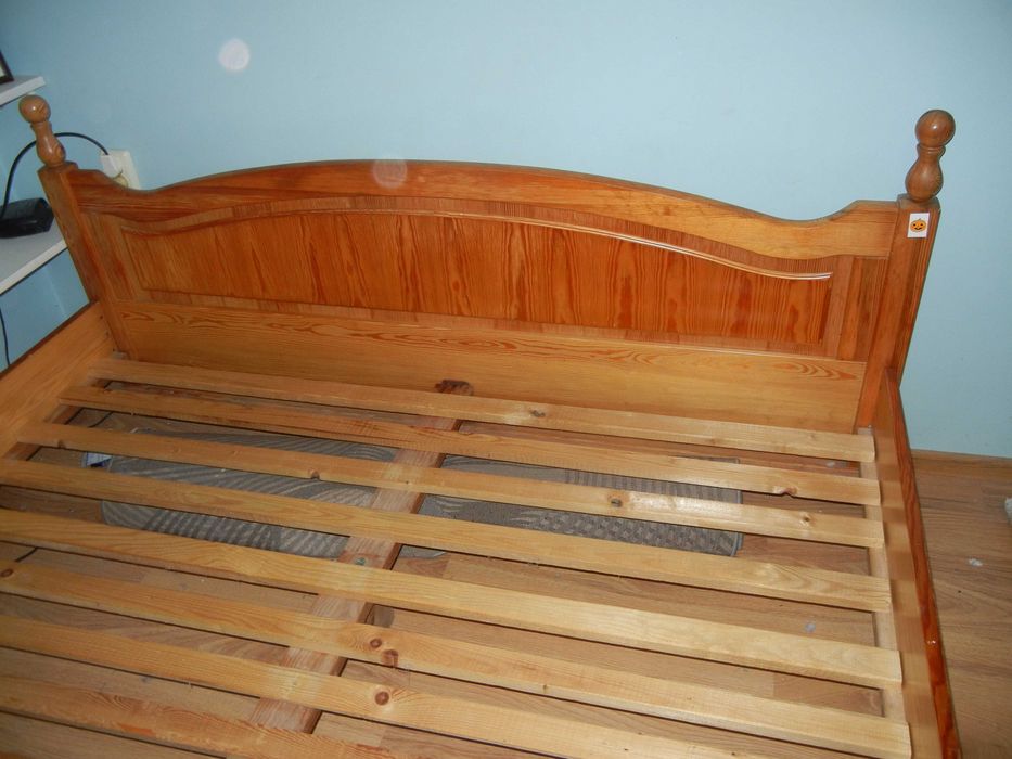 łoże łóżko małżeńskie 180x200 lite drewno dębowe?