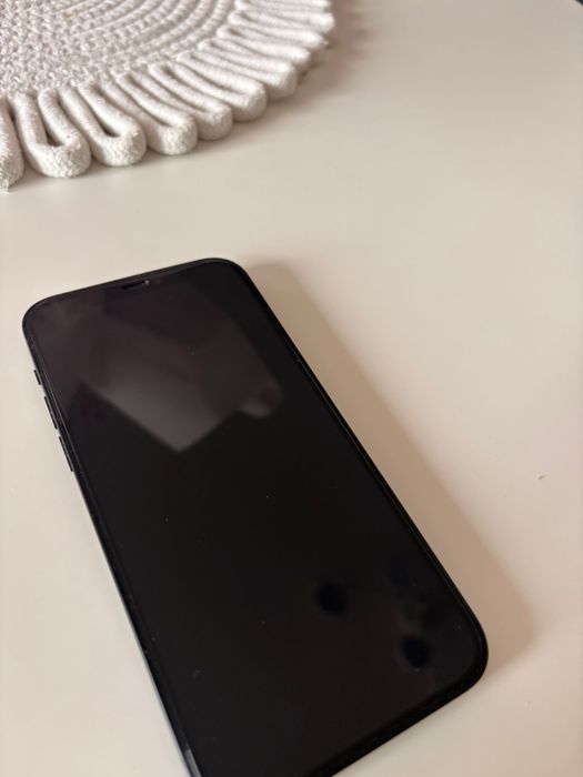 Iphone 12 Black