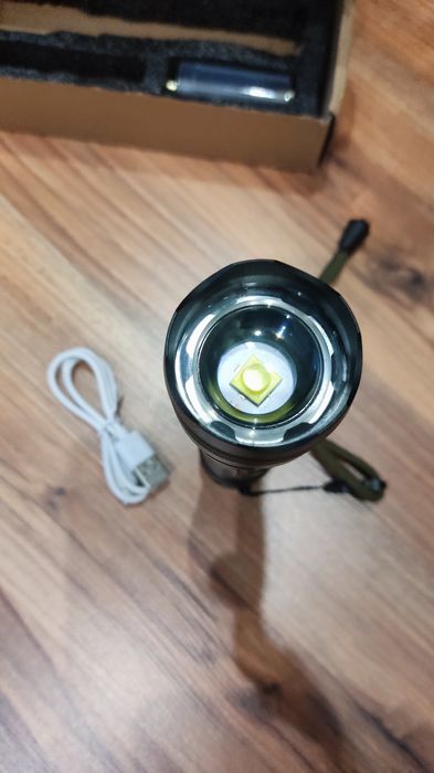 Ліхтар алюмінієвий корпус Потужний світовий потік завдяки сведодіоду