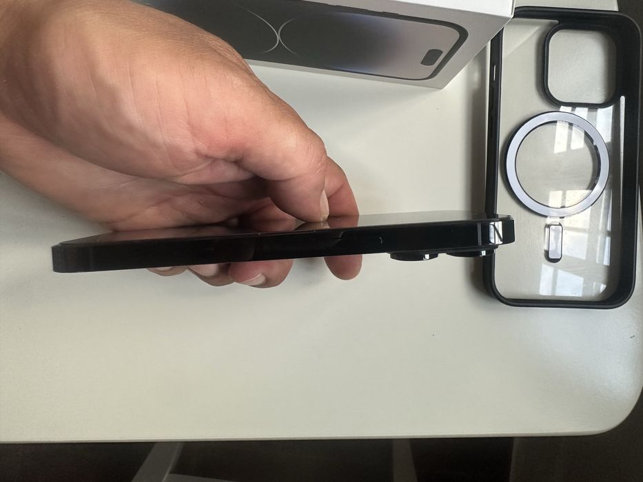 Iphone 14 pro - como novo