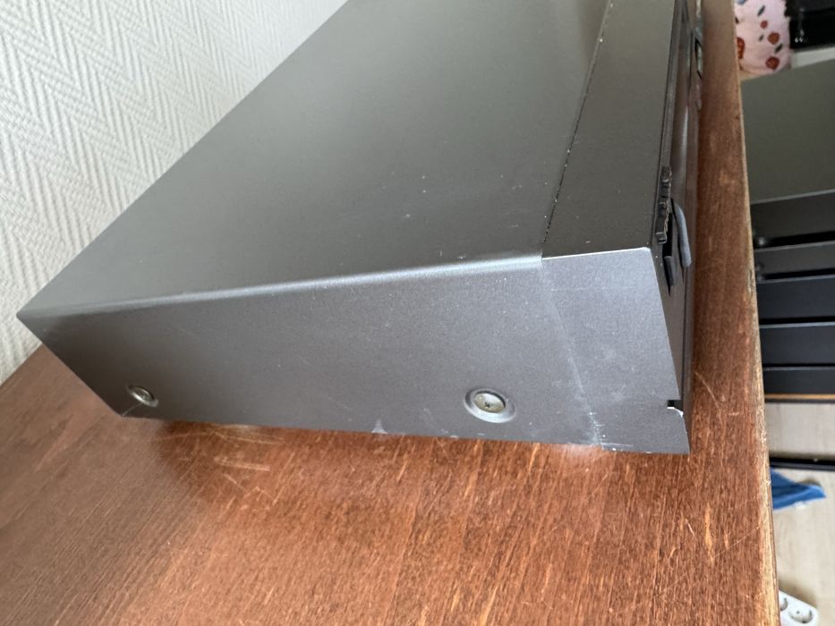 Odtwarzacz Technics SL-P277A