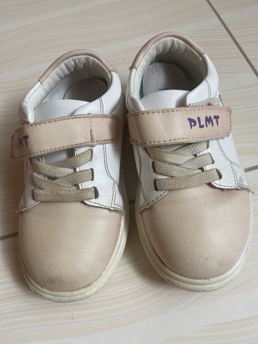 Детские кроссовки, макассины