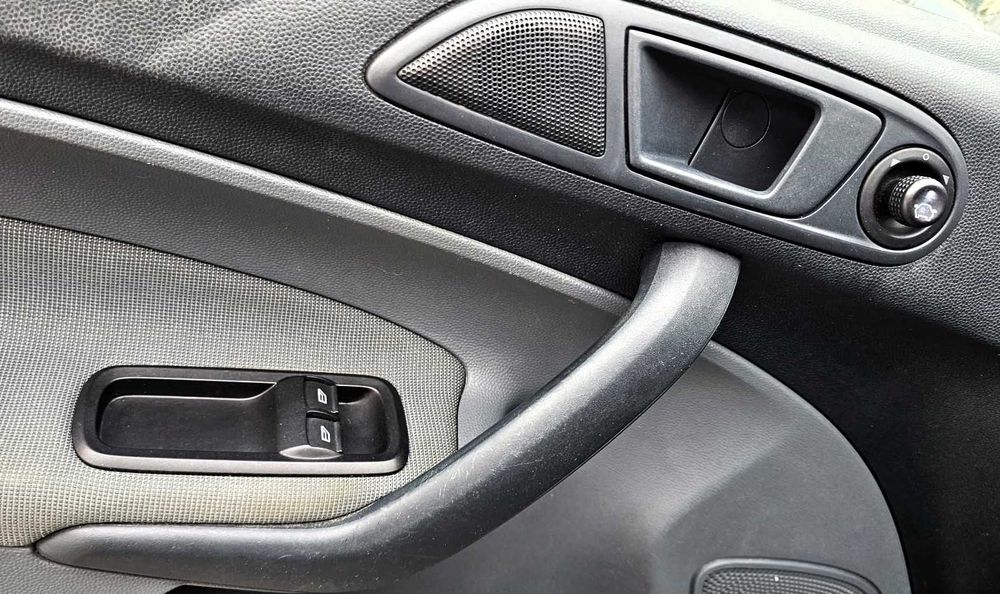 Ford Fiesta — fotografia 11