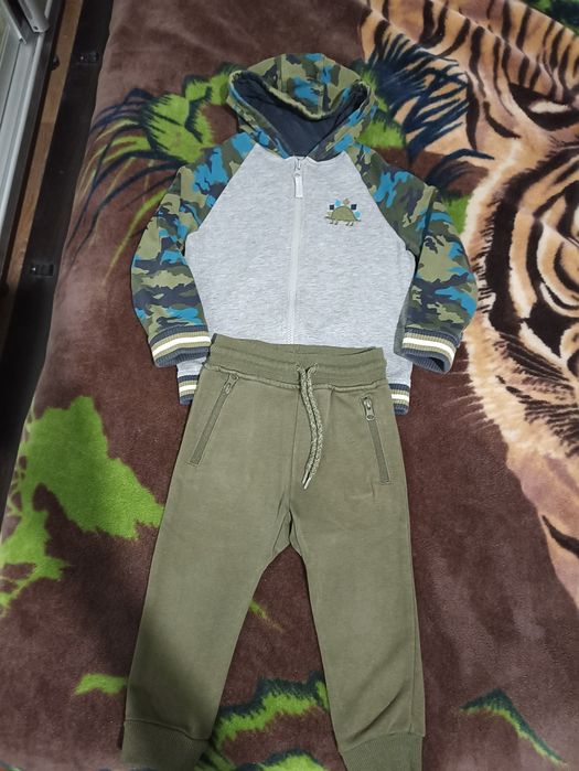 Костюм тёпленький