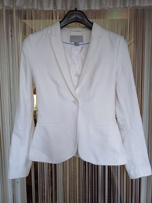 Casaco/Blazer curto, de cor branca da H&M (34/S)