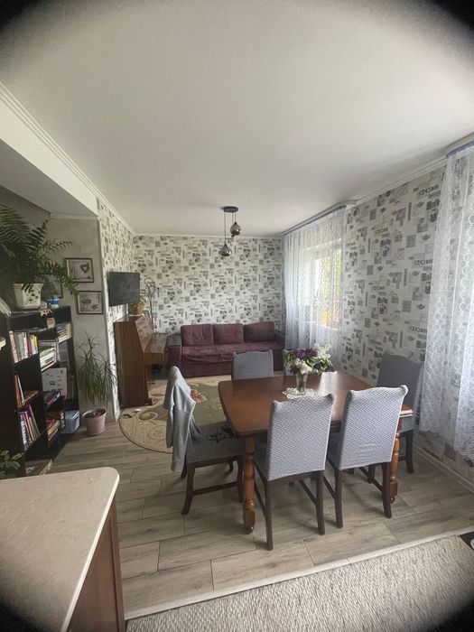 Продаж дачного будинку