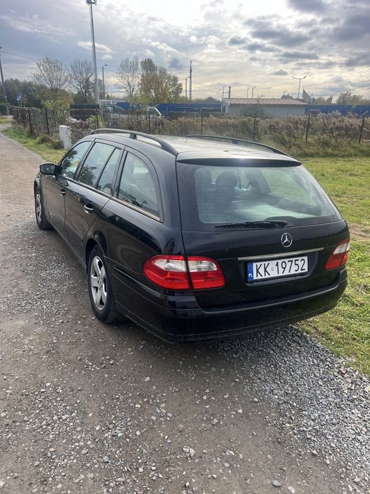 Mercedes w211  E270