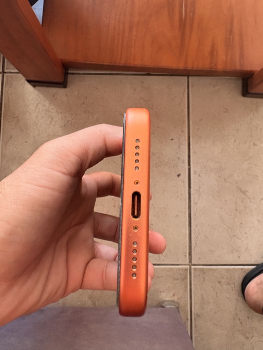 Iphone 17" pro 256gb Laranja.