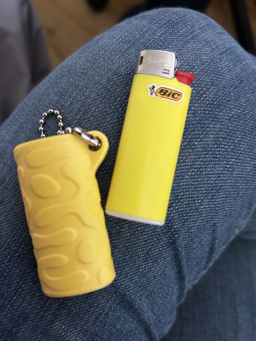 Capa para isqueiro bic pequeno (porta chaves)