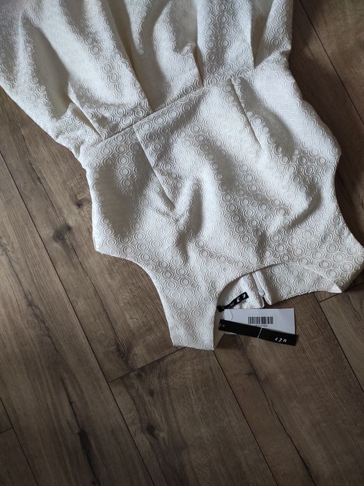 Sukienka damska wyjściowa nowa L