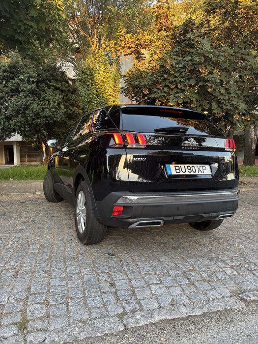 Peugeot 3008 1.2 puretech Active