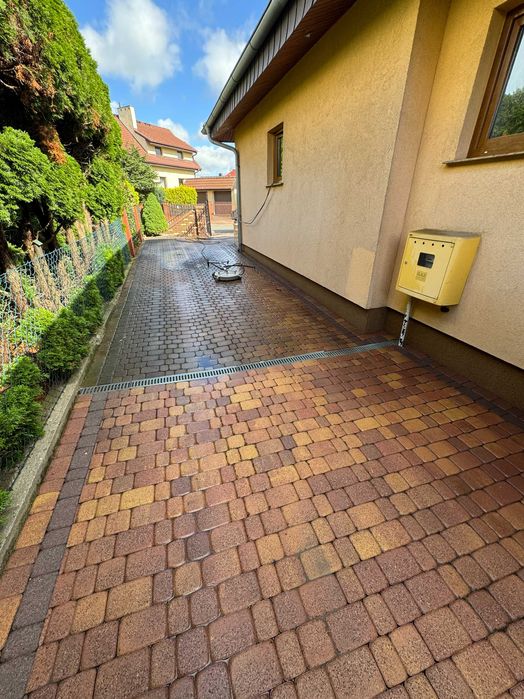 Mycie Czyszczenie Dachów, Kostki Brukowej, Elewacji, Płotów Oleśnica