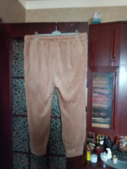 Carmelowy dres damski