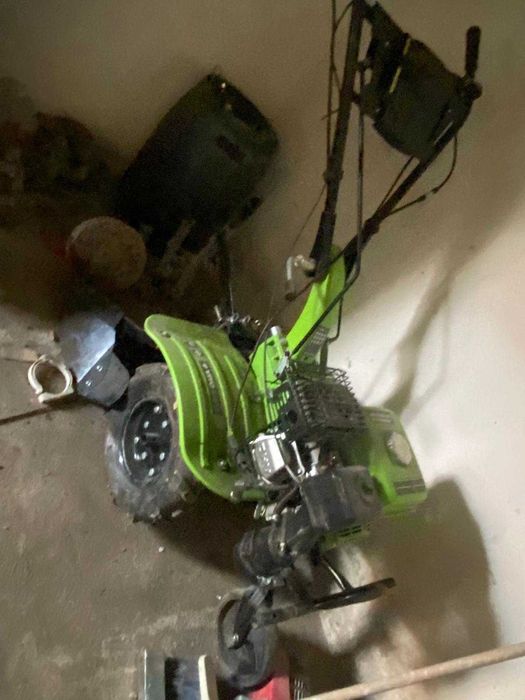 Vendo Trator Agricola