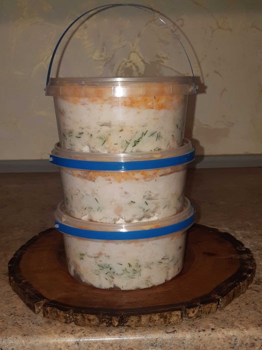 домашня копчена ковбаса  сало тушонка