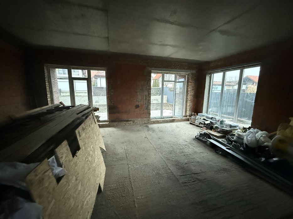 Продам новий будинок в Ірпені! Стоянка! Закрите КМ