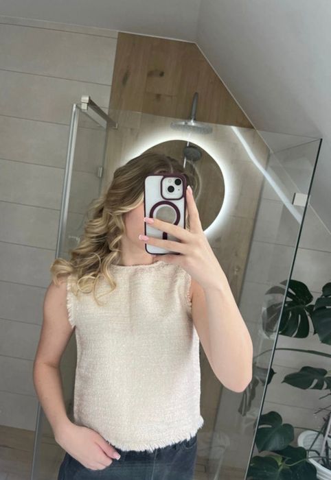 Piękna bluzeczka z kokardą na plecach Zara rozmiar M stan idealny