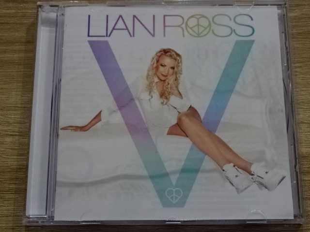 Lian Ross - V (CD)