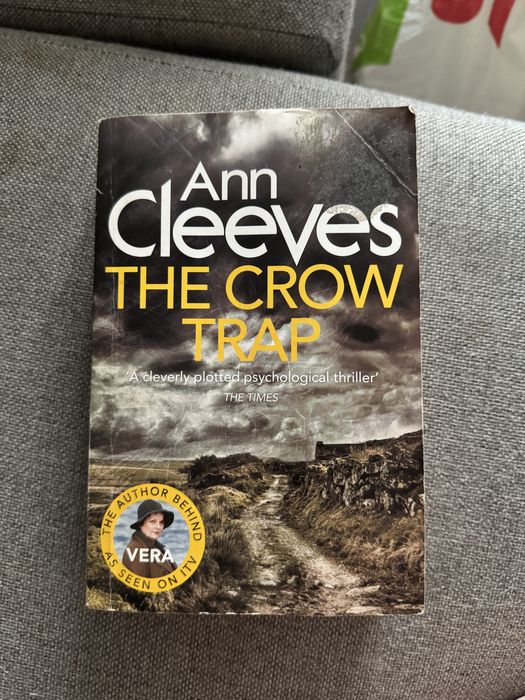 the crow trap ann cleeves книга англійською