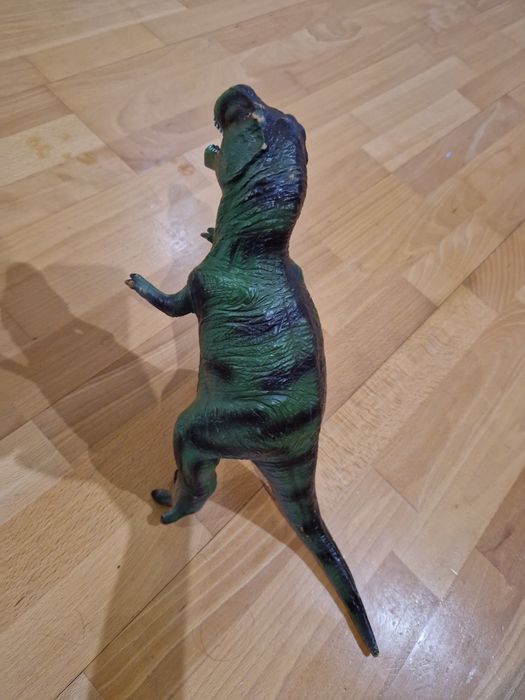 Динозавр, фігурка, 29 см