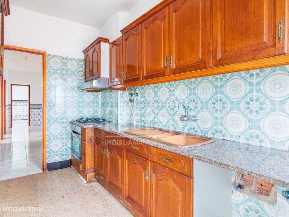 Apartamento T3 Cruz de Pau — Amora, Setúbal