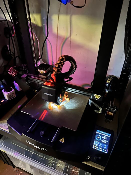 3D-принтер Creality Ender-3 V3 SE (350 годин)