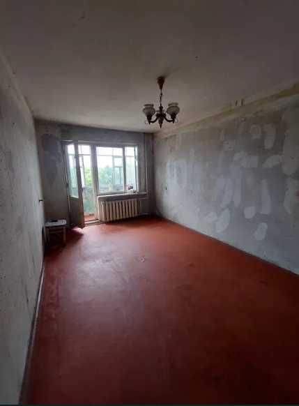 Продам 1-кім.Квартира 35м2 в Чернігові. Кух.8,4м2. ЦЕНТР. Парк.р.Десна