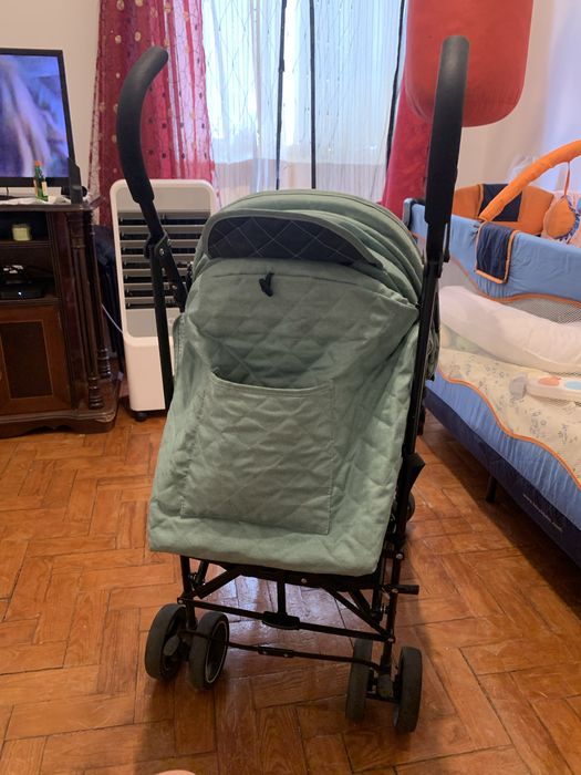 Carrinho de bebé passeio
